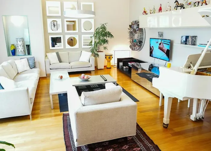 Huge Luxury Central Prague Villa, 6 Beds And Baths, Terraces, Double Garage