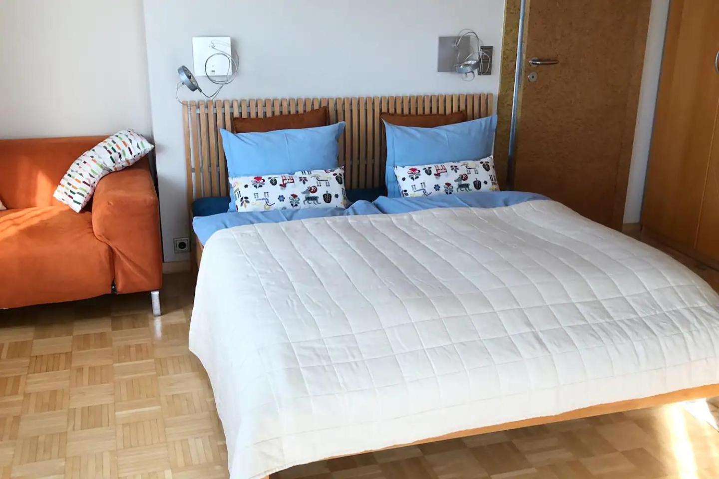 Huge Luxury Villa, 6 Beds And Baths, Terraces, Double Garage * Praga