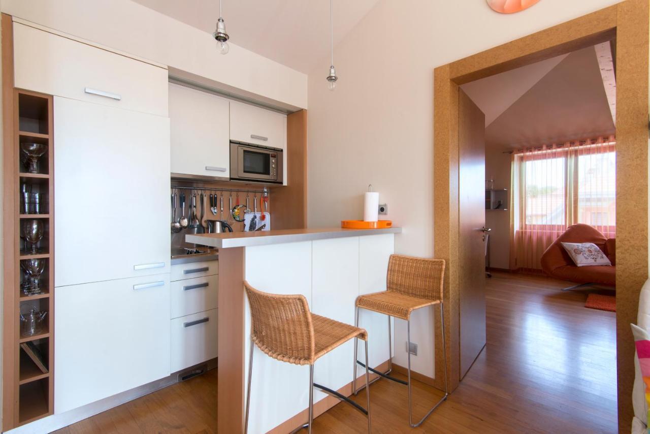 Villa Huge Luxury Villa, 6 Beds And Baths, Terraces, Double Garage Praga